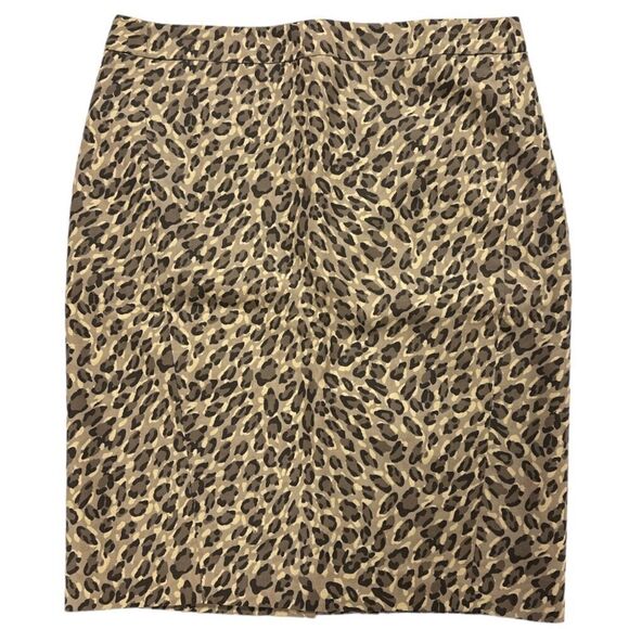 Loft Skirt Animal Print fully lined. Size 10 - Picture 1 of 6